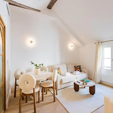 10 New 4 People - Saint-germain Notre-dame Apartment *